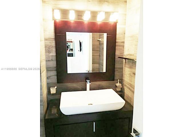 DECOPLAGE CONDO - Residential Lease