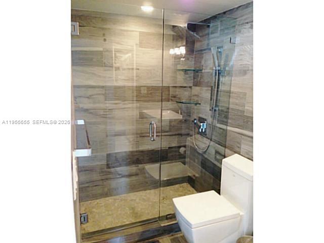 DECOPLAGE CONDO - Residential Lease