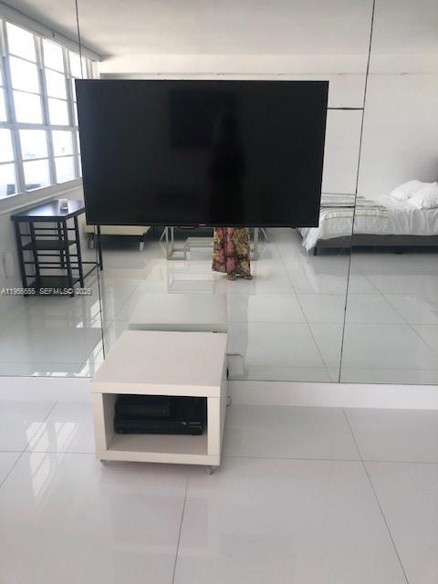 DECOPLAGE CONDO - Residential Lease