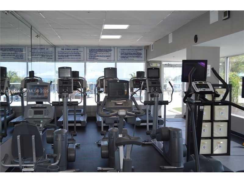 DECOPLAGE CONDO - Residential Lease