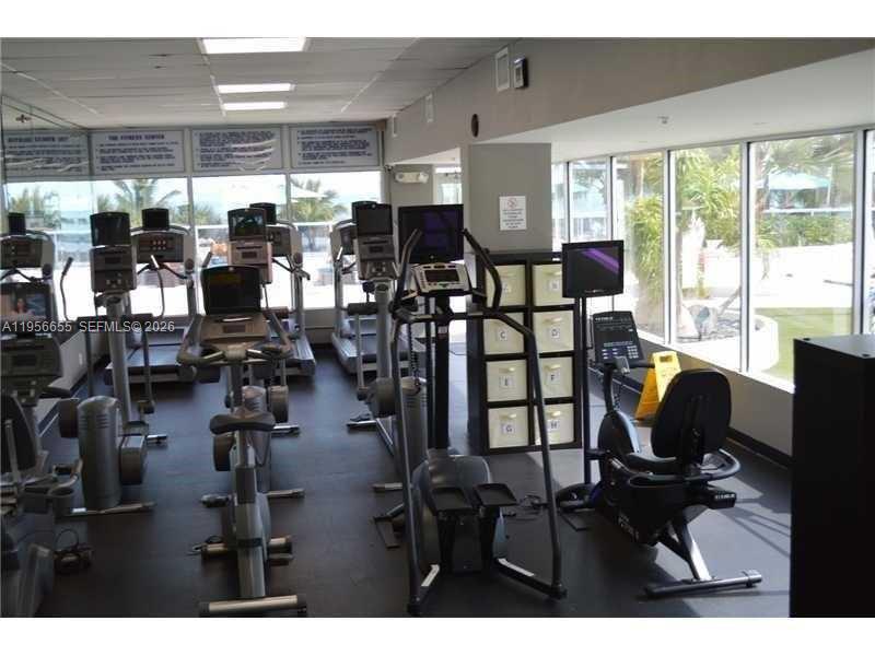 DECOPLAGE CONDO - Residential Lease