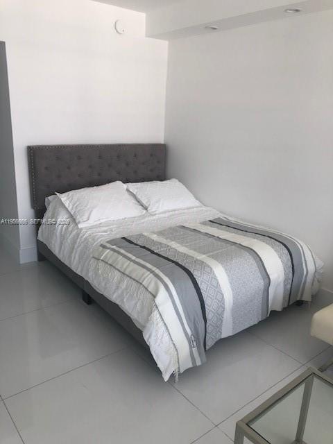 DECOPLAGE CONDO - Residential Lease