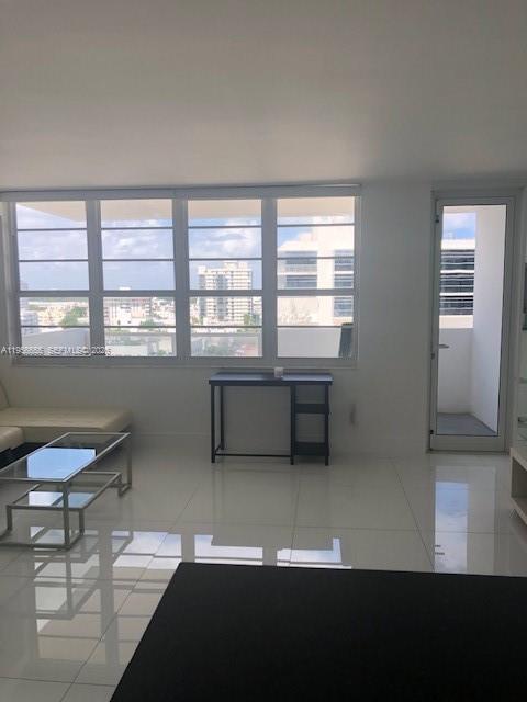 DECOPLAGE CONDO - Residential Lease