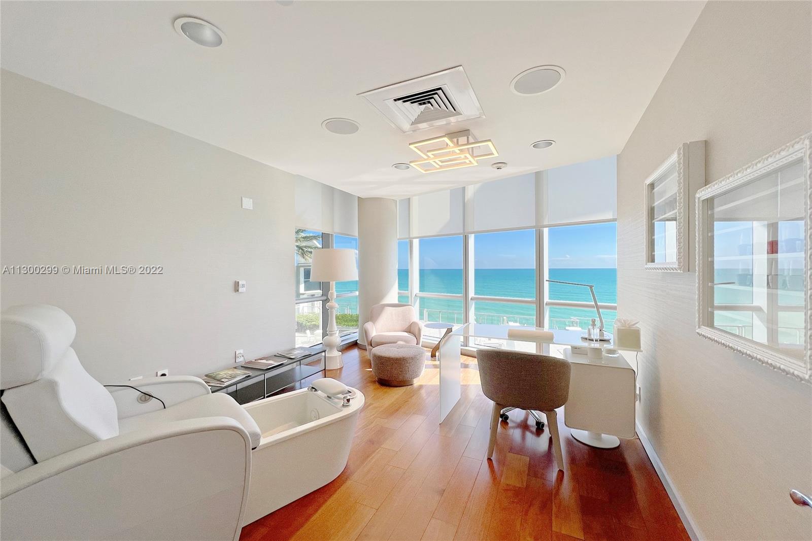 JADE OCEAN CONDO - Residential