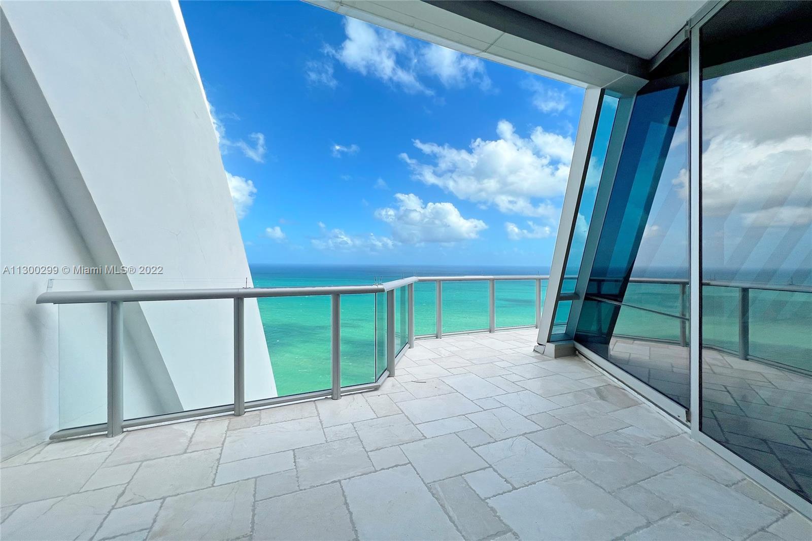 JADE OCEAN CONDO - Residential