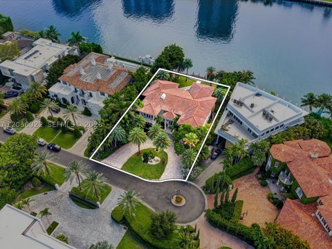 Photo of 628 N Island, Golden Beach, FL 33160 (MLS # A12056022)
