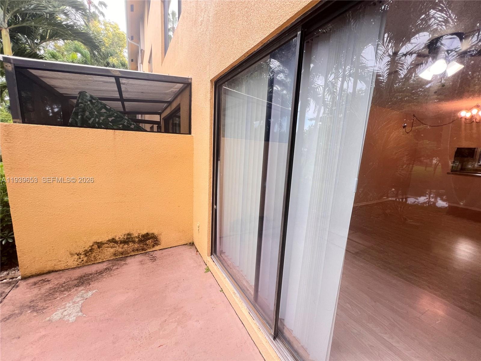 WATERS EDGE OF CORAL SPRI - Residential