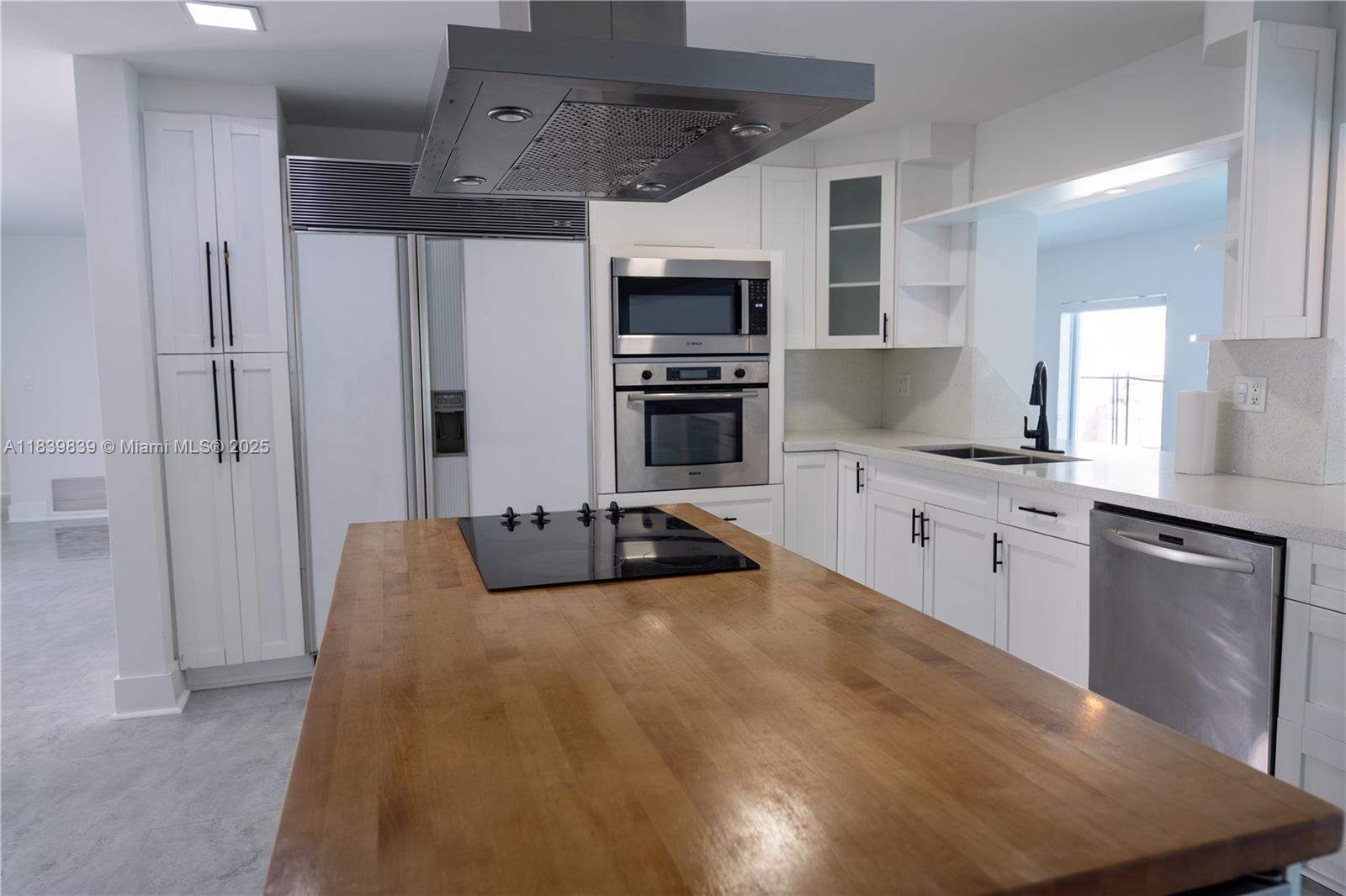 OAKLAND ACRES - Residential