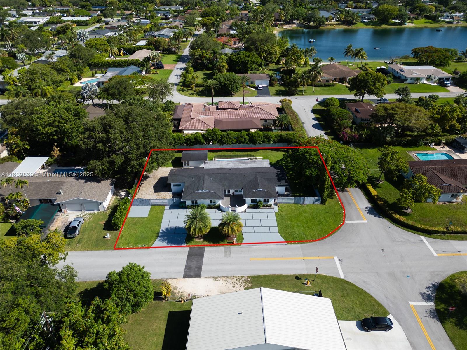 OAKLAND ACRES - Residential