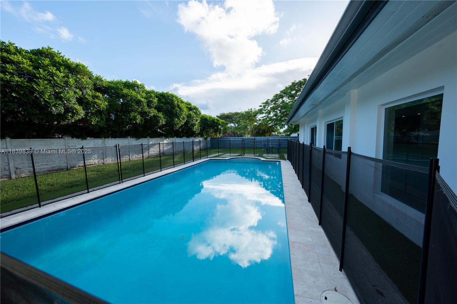 OAKLAND ACRES - Residential