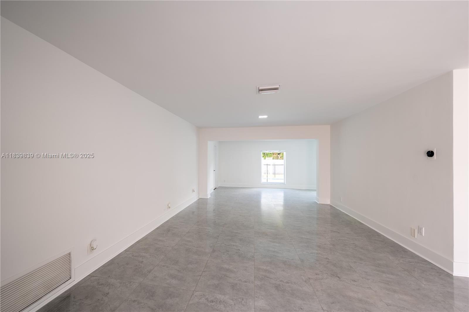 OAKLAND ACRES - Residential