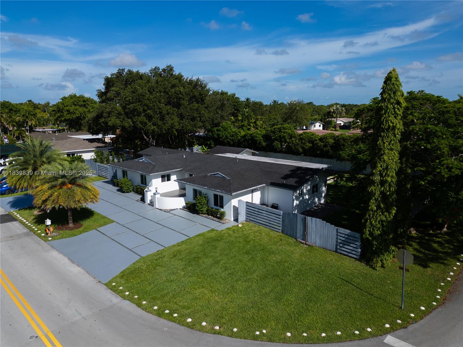 OAKLAND ACRES - Residential