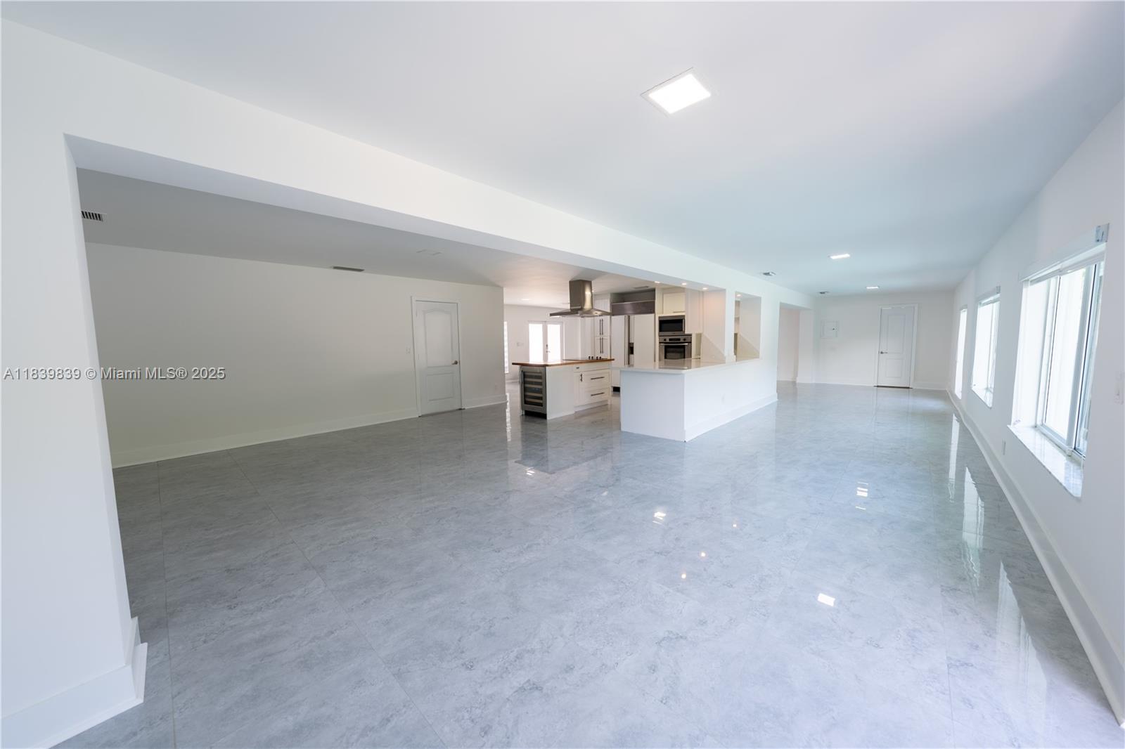 OAKLAND ACRES - Residential