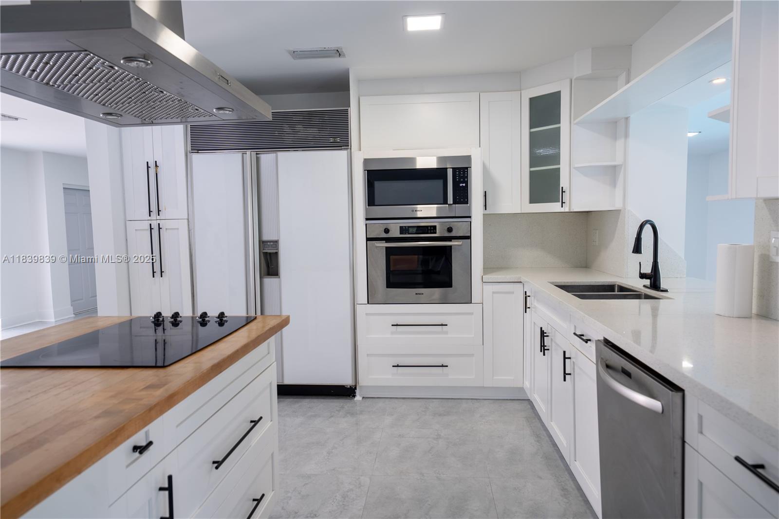 OAKLAND ACRES - Residential