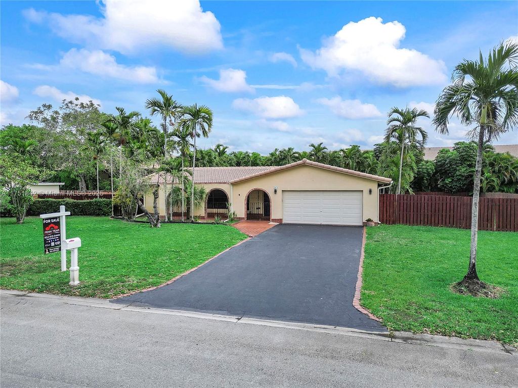 Photo of 2971 NW 106th Ave, Coral Springs, FL 33065 (MLS # A11751842)
