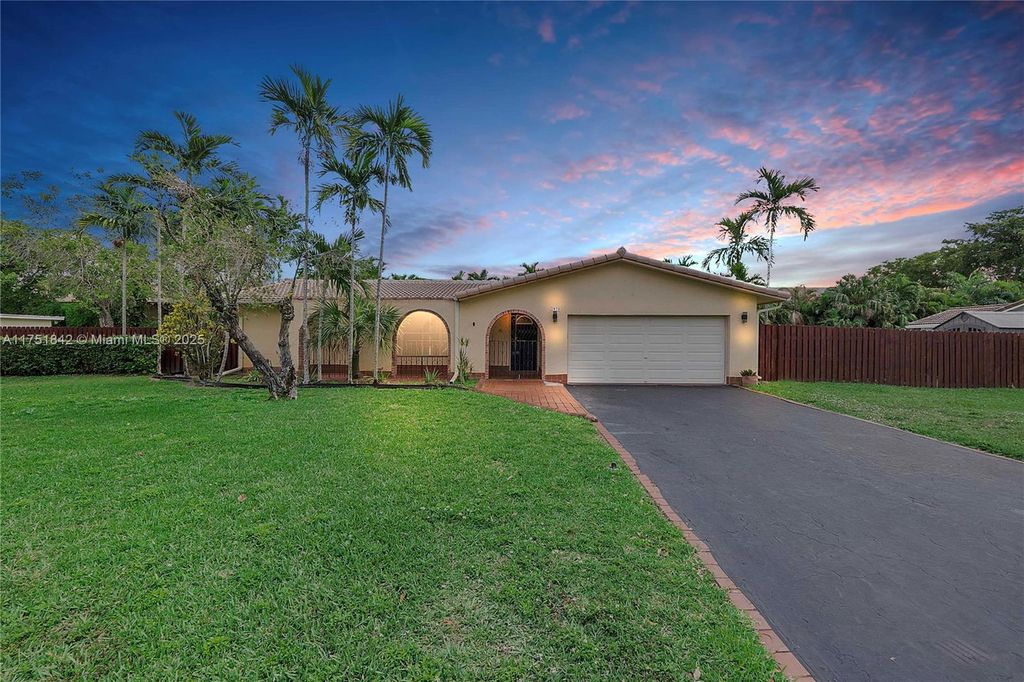 Photo of 2971 NW 106th Ave, Coral Springs, FL 33065 (MLS # A11751842)