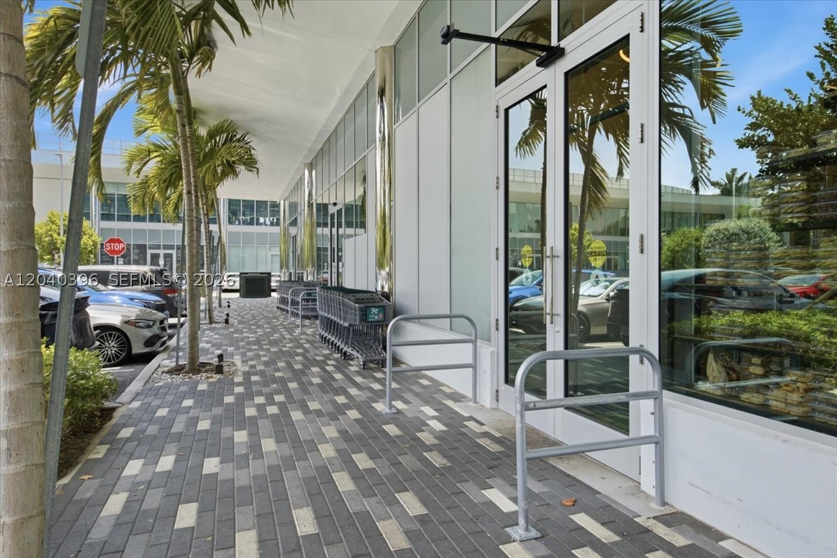 1002 E Hallandale Beach Blvd 2-101