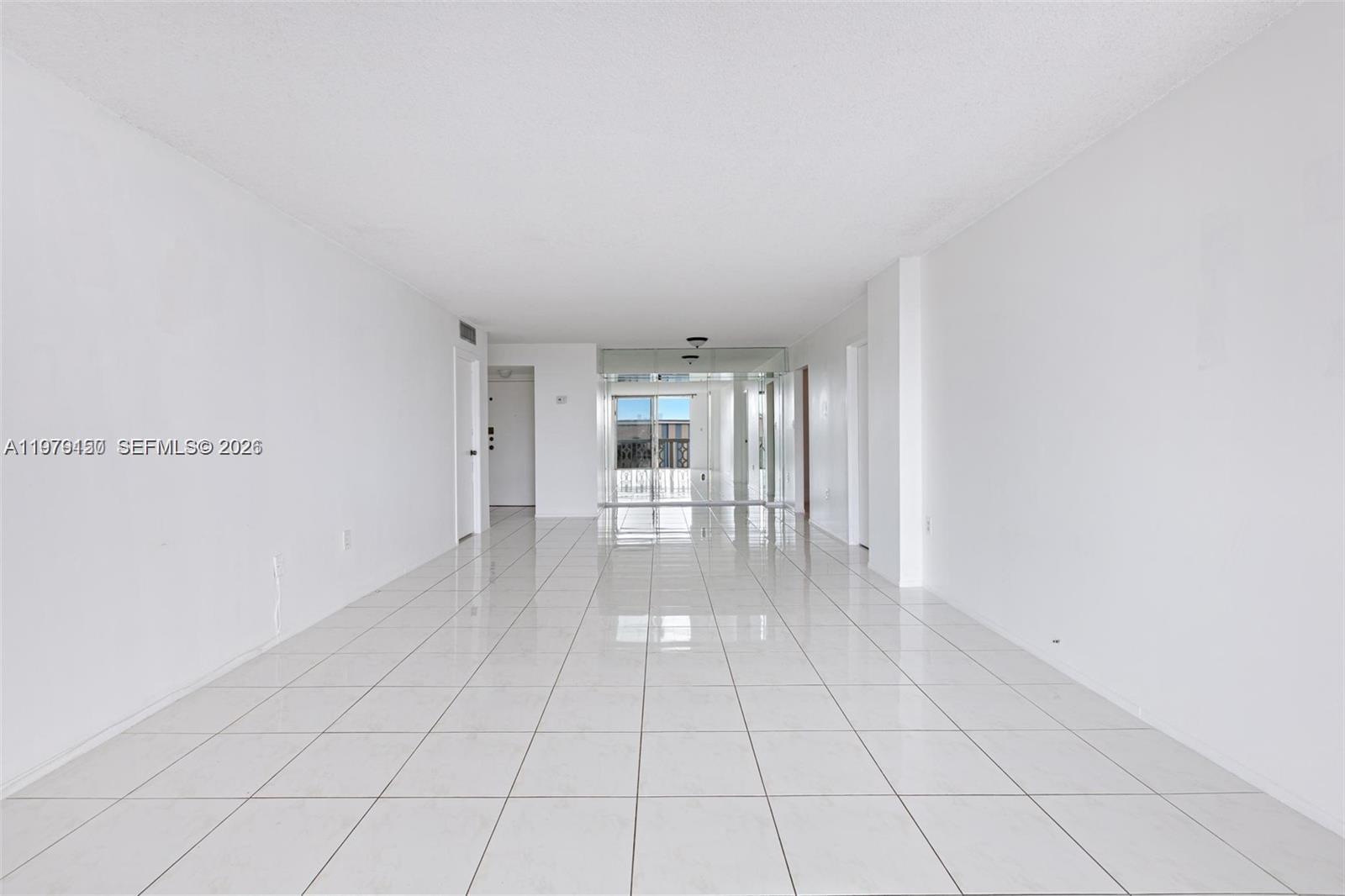 KEYSTONE HARBOR CLUB COND - Residential