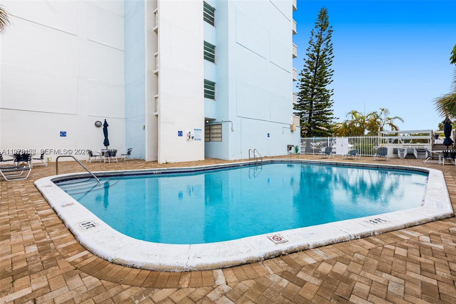 KEYSTONE HARBOR CLUB COND - Residential