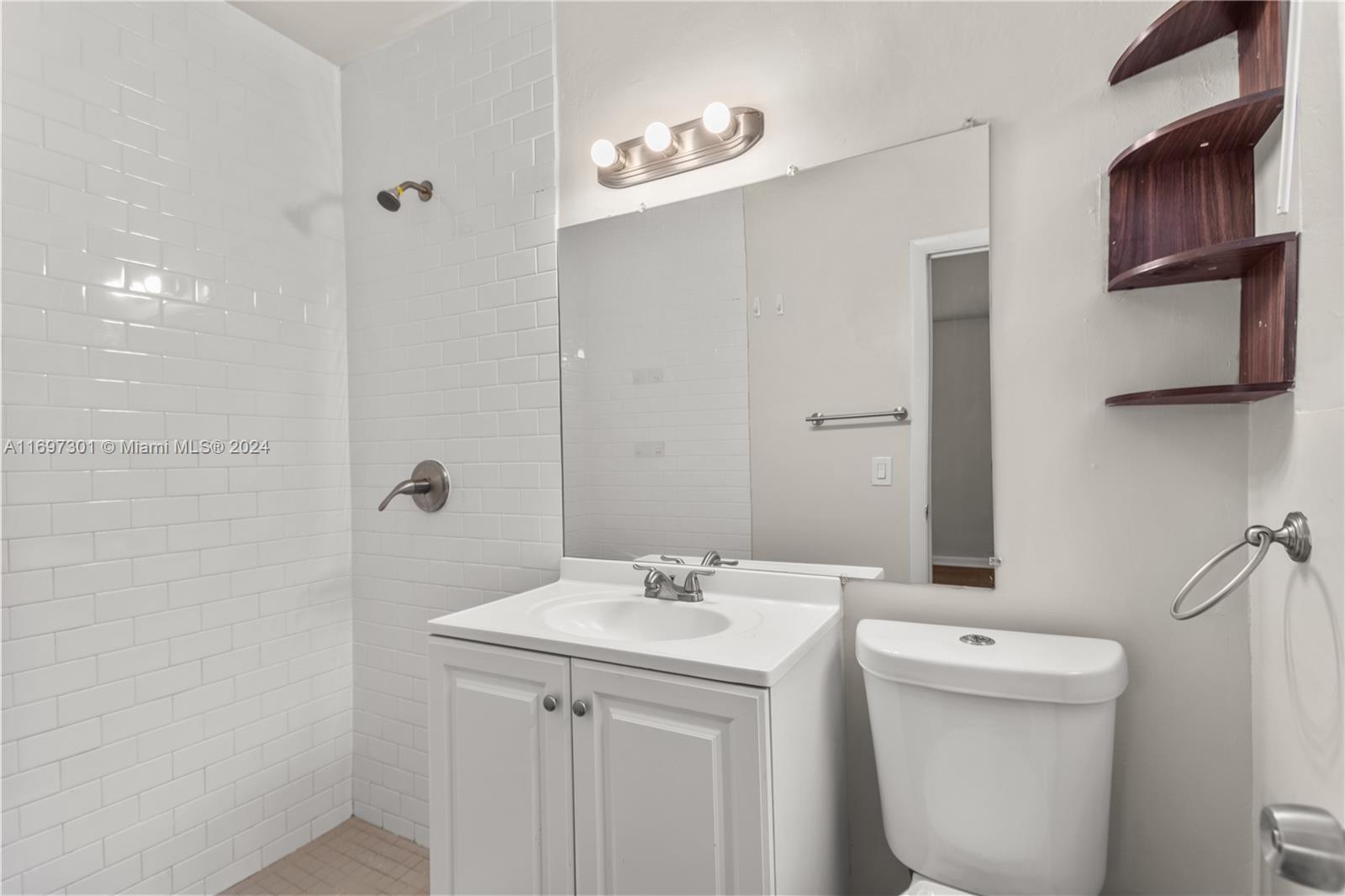 ELLARUE ESTATES - Residential