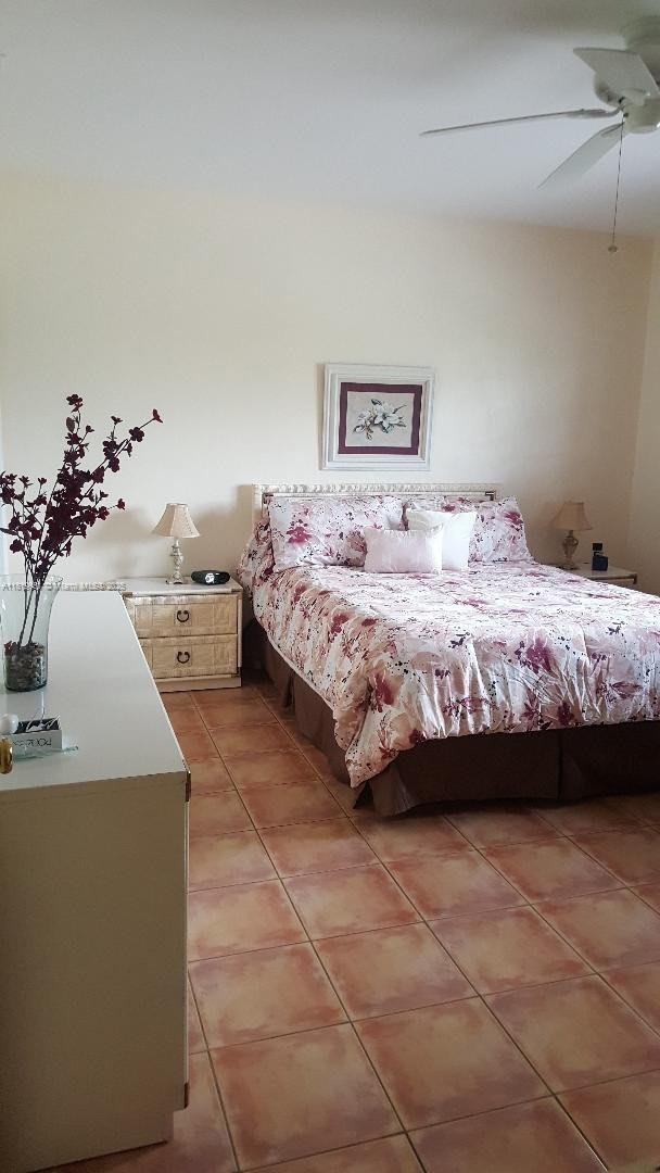 COLONIAL HOUSE CONDO - Residential Lease