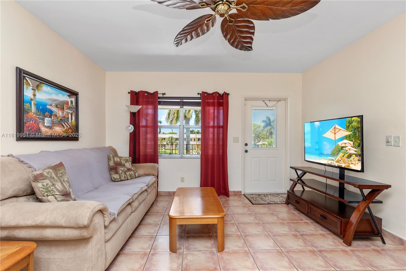 COLONIAL HOUSE CONDO - Residential Lease