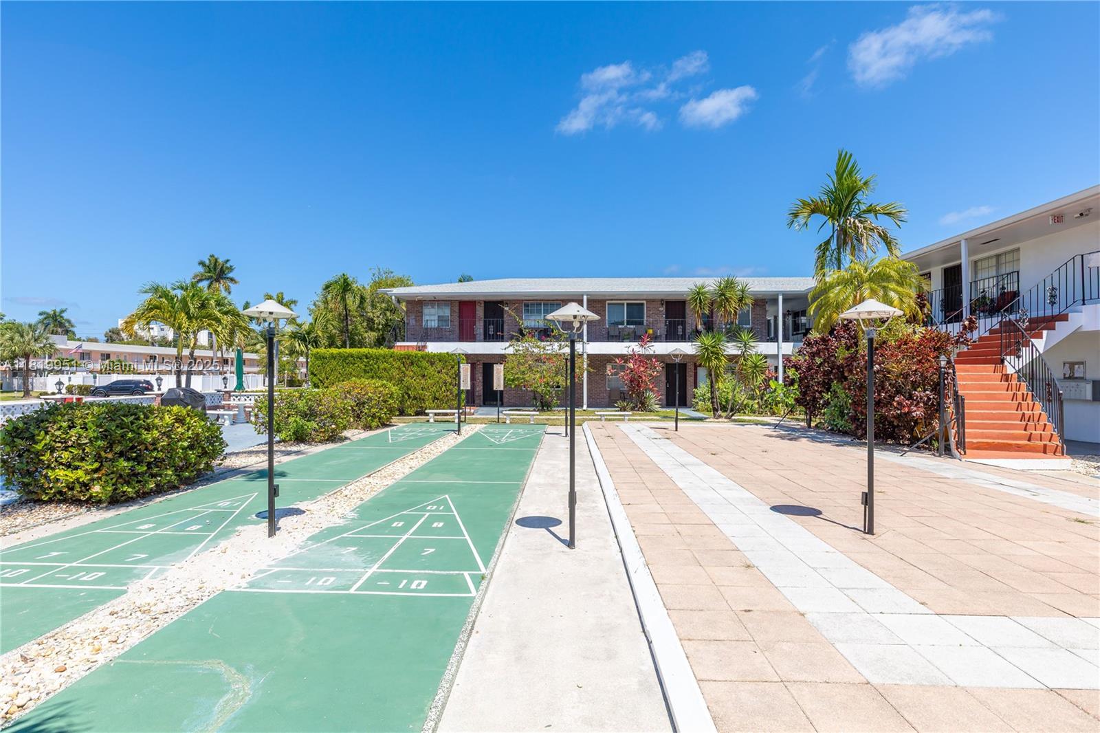 COLONIAL HOUSE CONDO - Residential Lease