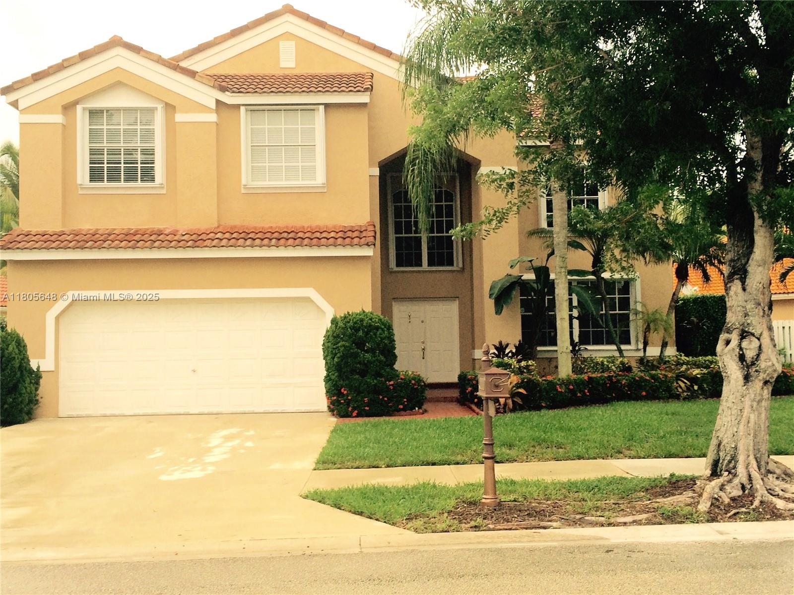 236 Cameron Dr, Weston, Broward County, Florida - 4 Bedrooms  
3 Bathrooms - 