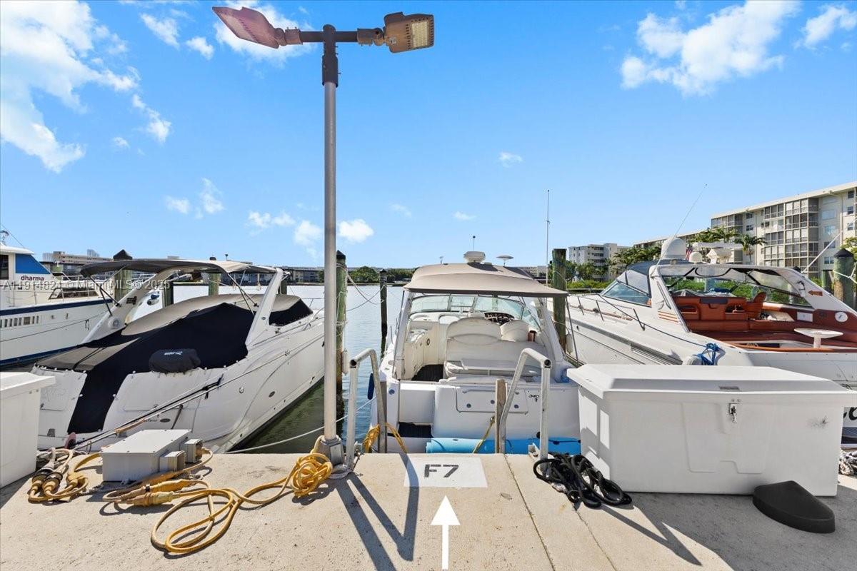 DEL PRADO - Residential Lease