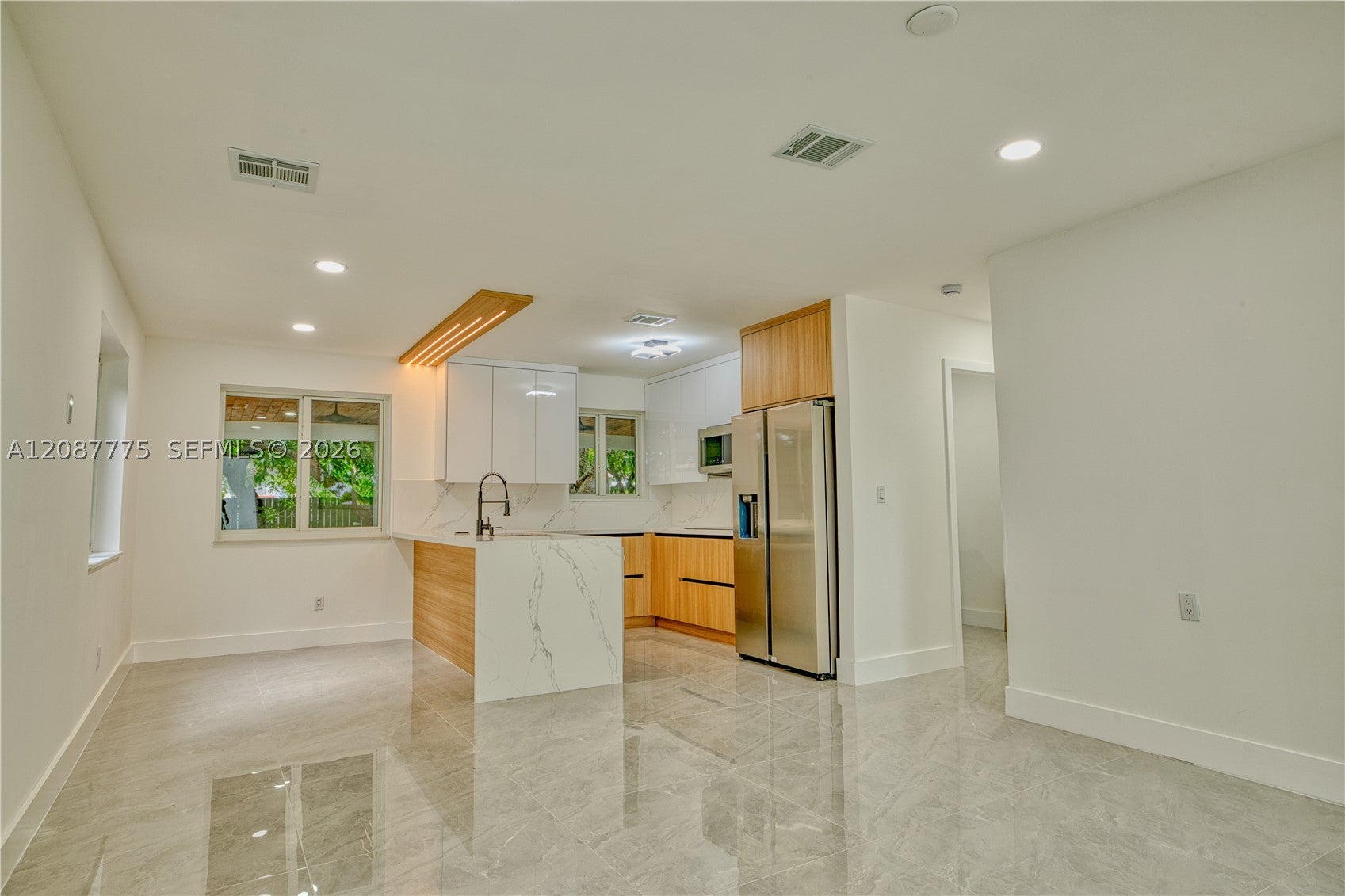 11301 SW 201st St, Miami, FL, 33189/$539,900 1 11301 SW 201st St