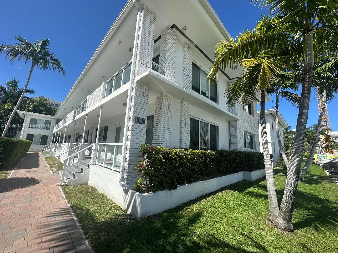 Great Location Bay Harbor Island!! Updated unit located at first floor in a great two story building. Two bedrooms, 2 baths unit, updated kitchen, freshly painted and 2 assigned parking spaces. Close to the Beach, Bal Harbor area and major ways. Easy to show it.