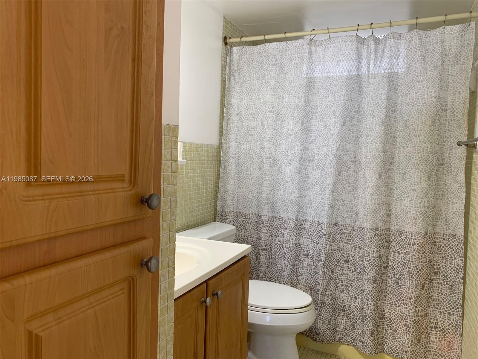 POINT EAST SEC II CONDO - Residential