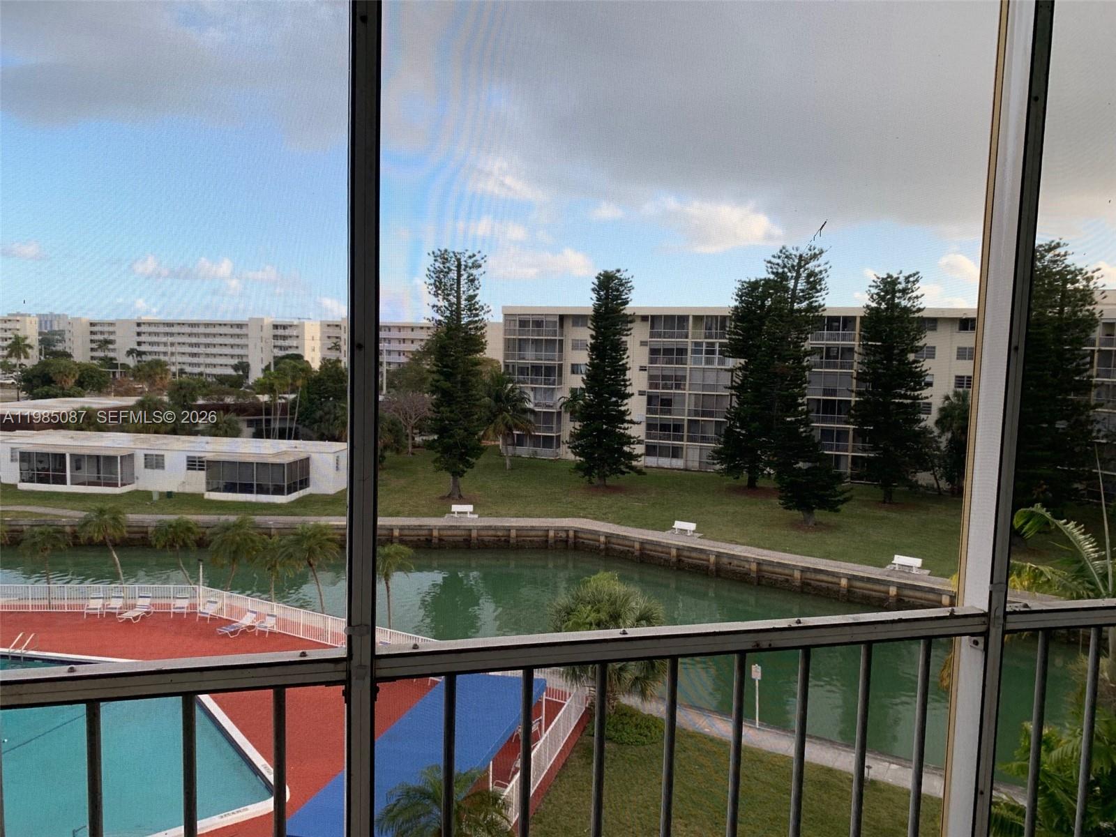 POINT EAST SEC II CONDO - Residential