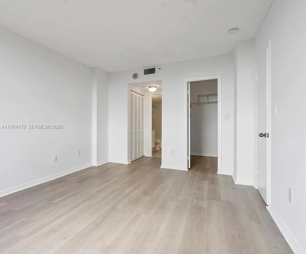 GREENWICH PH I CONDO - Residential Lease