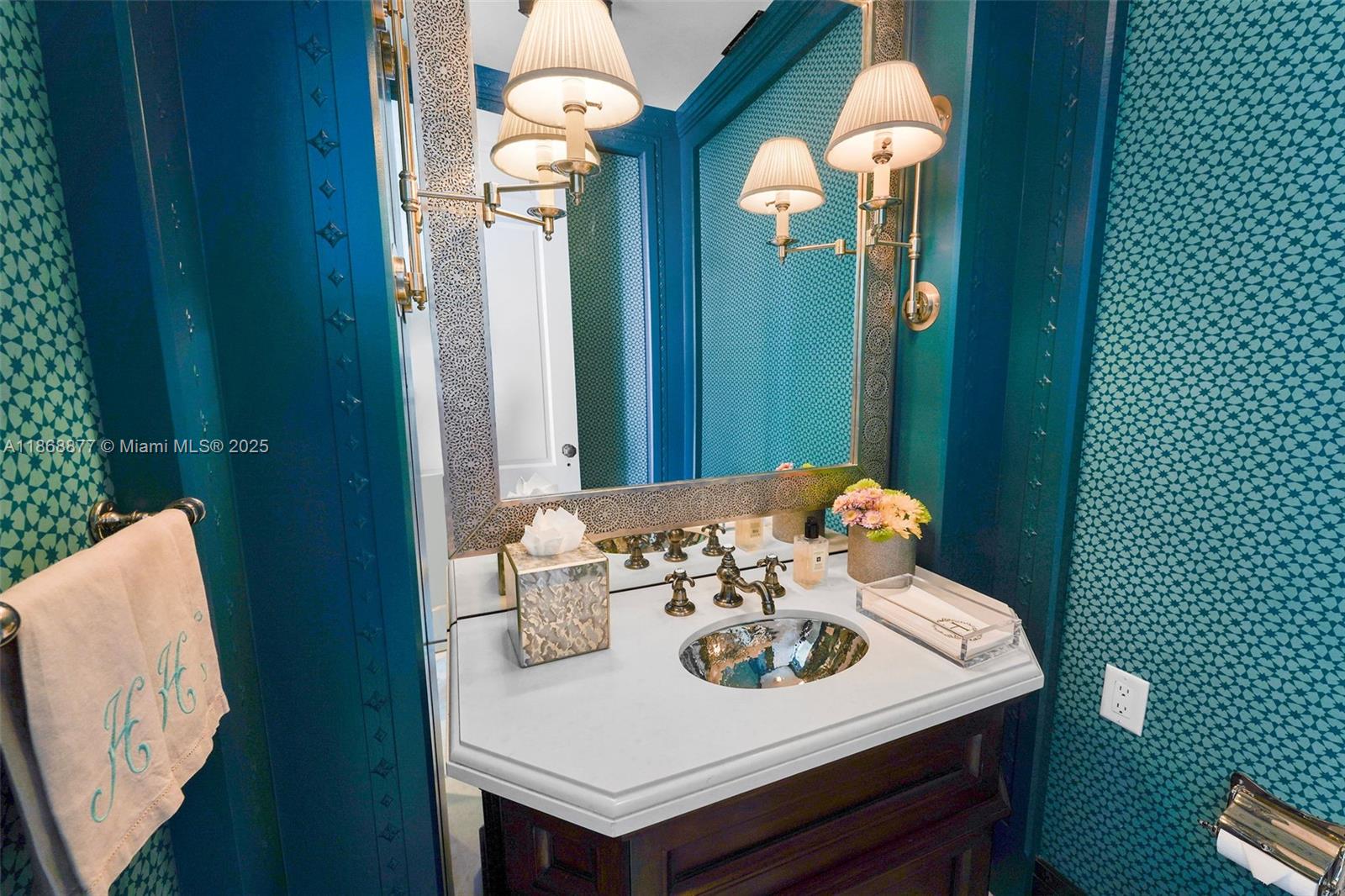 THE RESIDENCES AT THE BAT - Residential