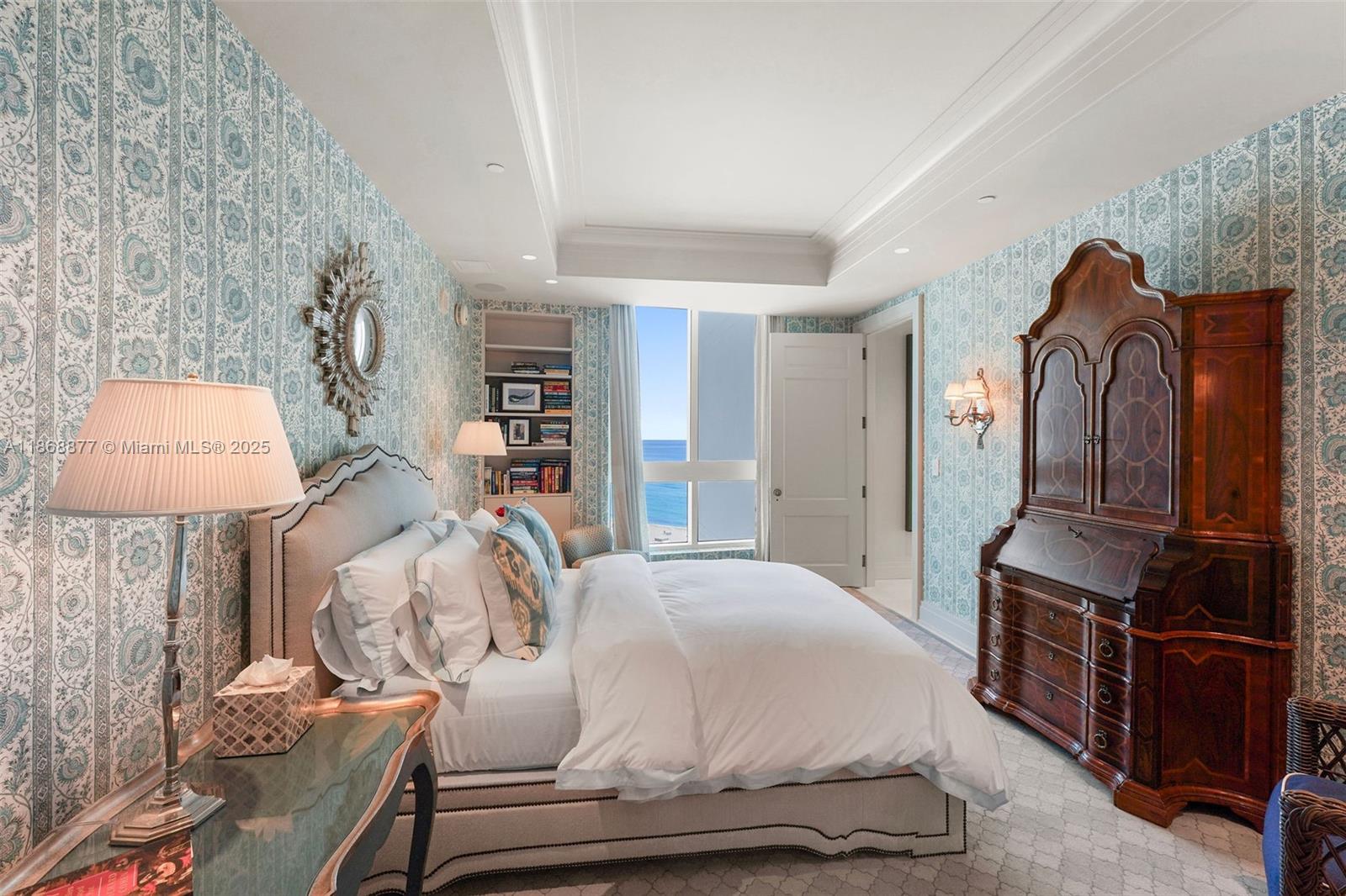 THE RESIDENCES AT THE BAT - Residential