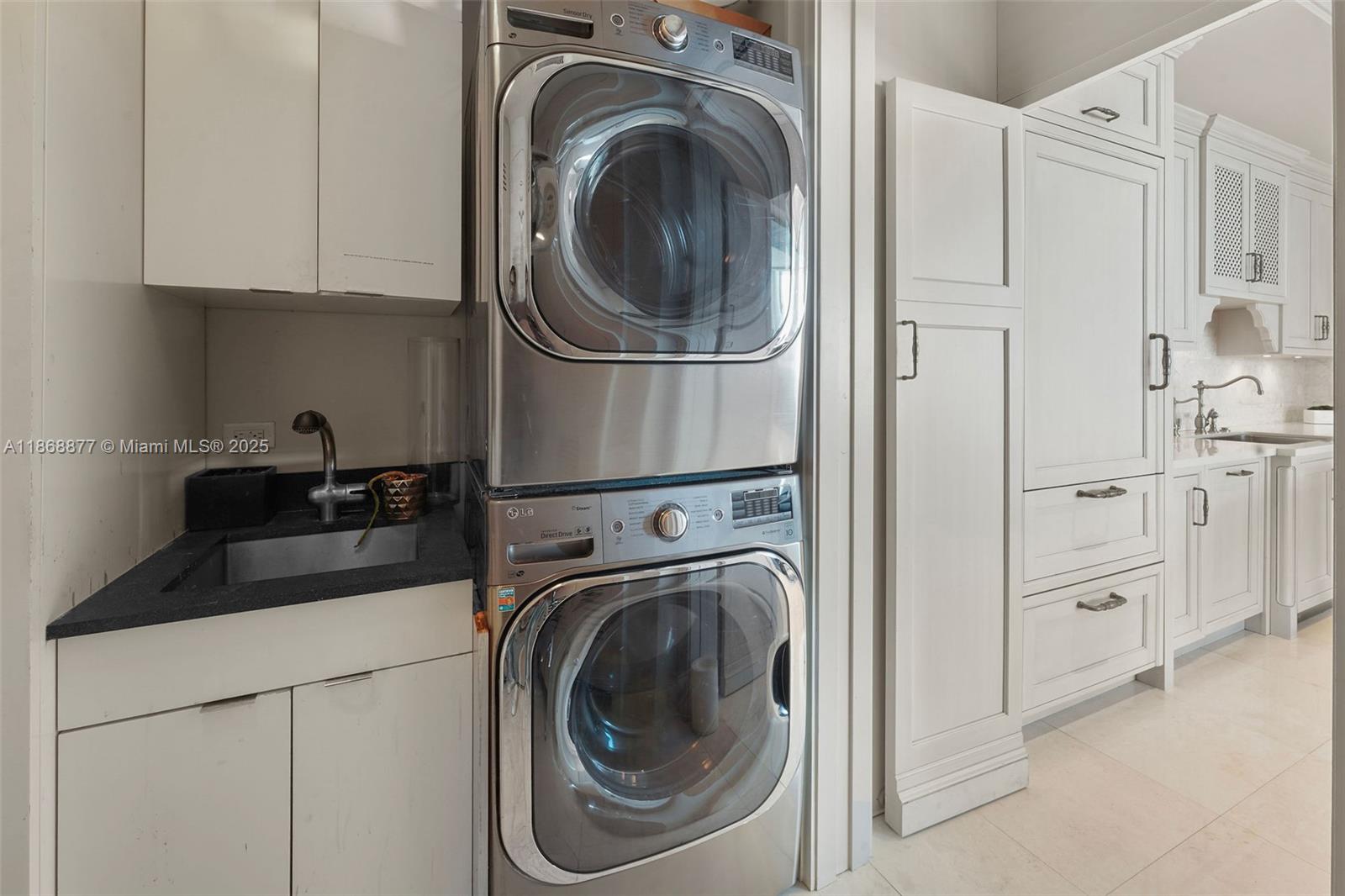 THE RESIDENCES AT THE BAT - Residential