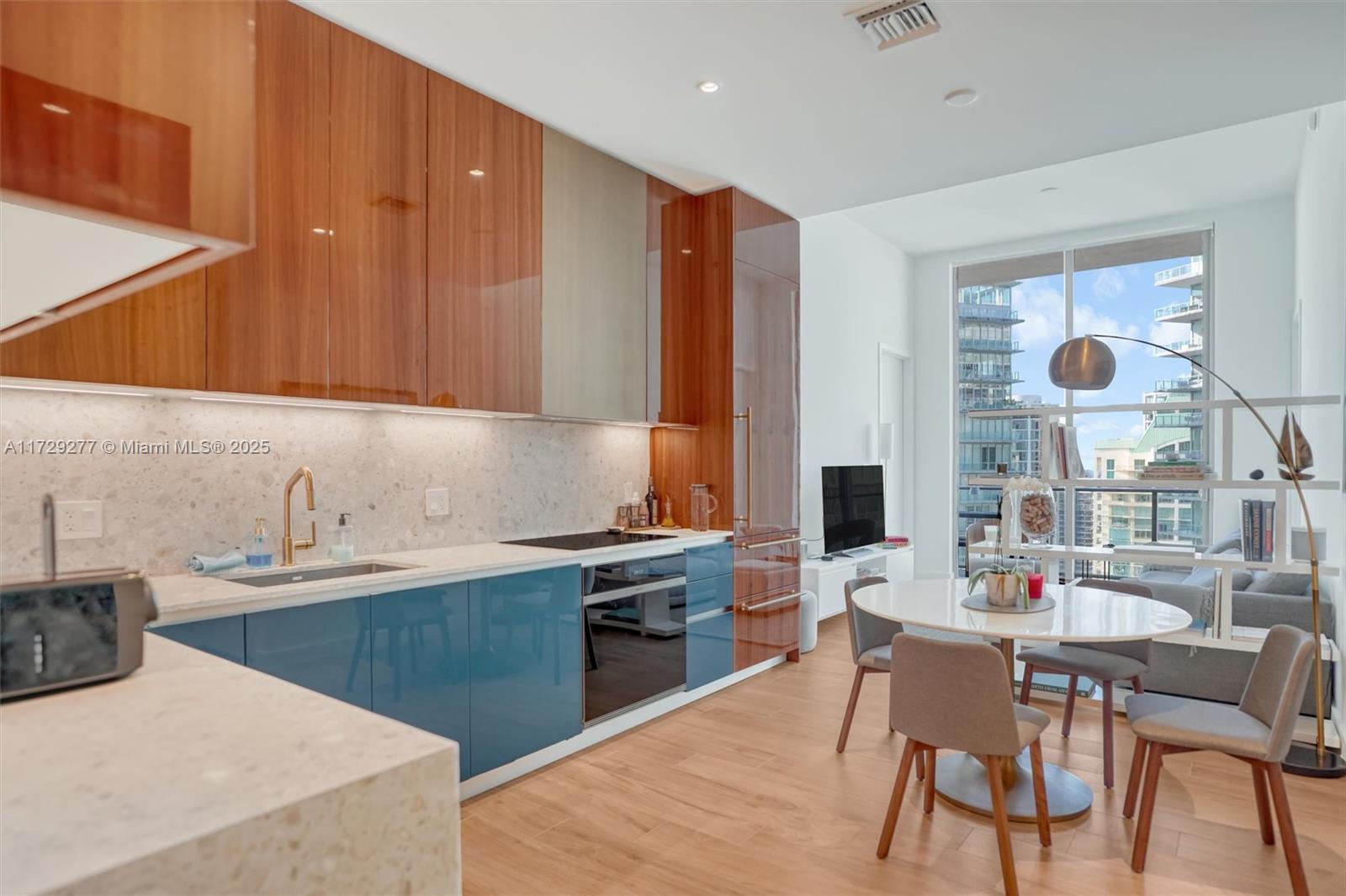 2655 S Bayshore Dr 1805