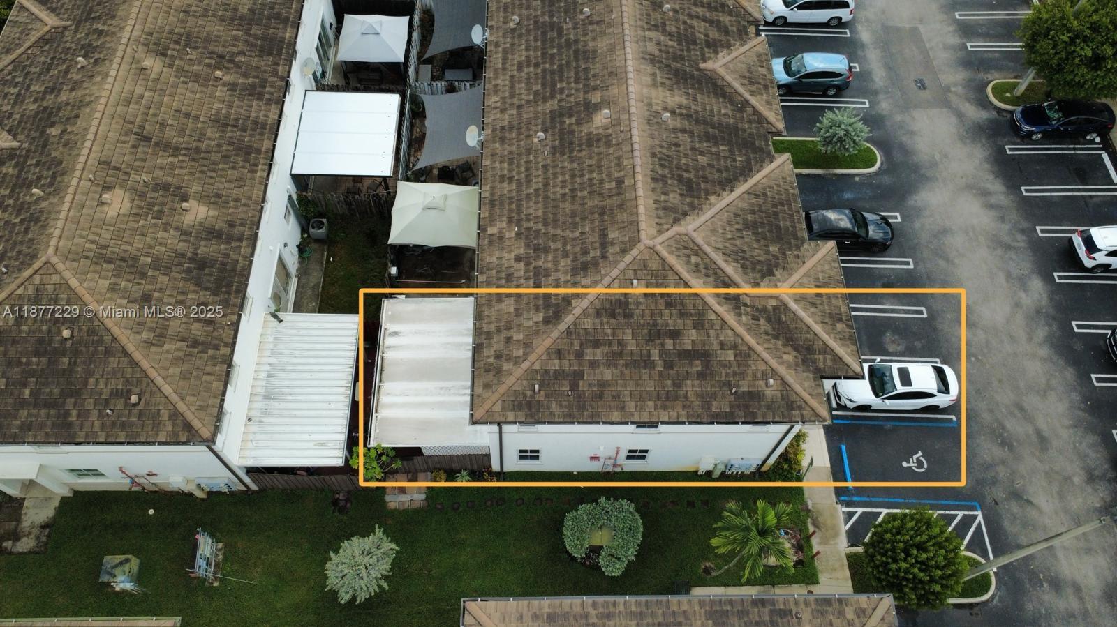 SHOMA HOMES SPLENDIDO CON - Residential