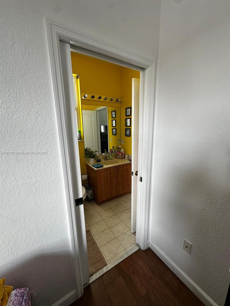 SHOMA HOMES SPLENDIDO CON - Residential