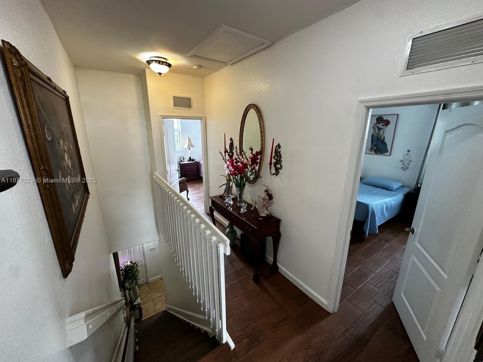 SHOMA HOMES SPLENDIDO CON - Residential