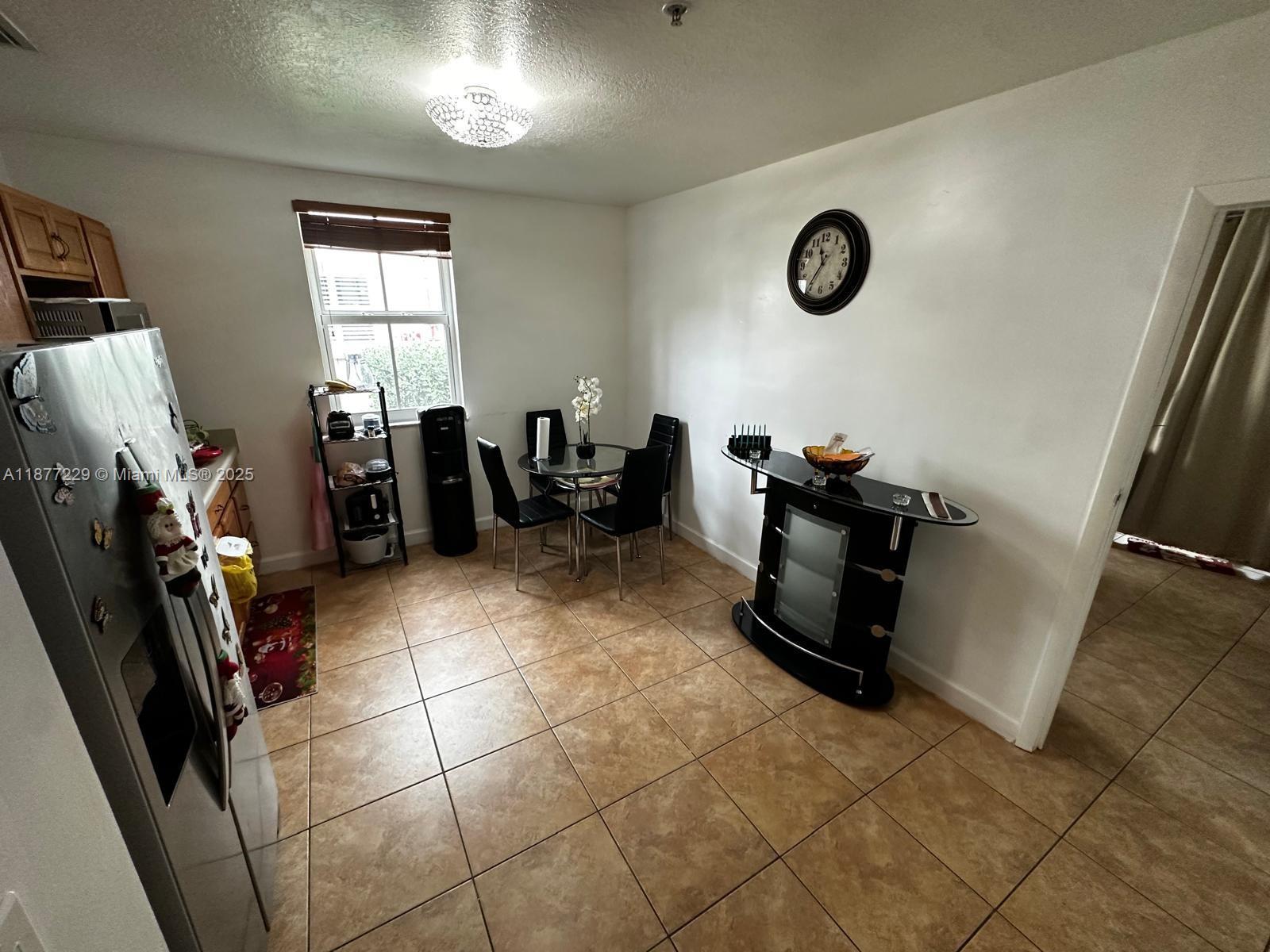 SHOMA HOMES SPLENDIDO CON - Residential