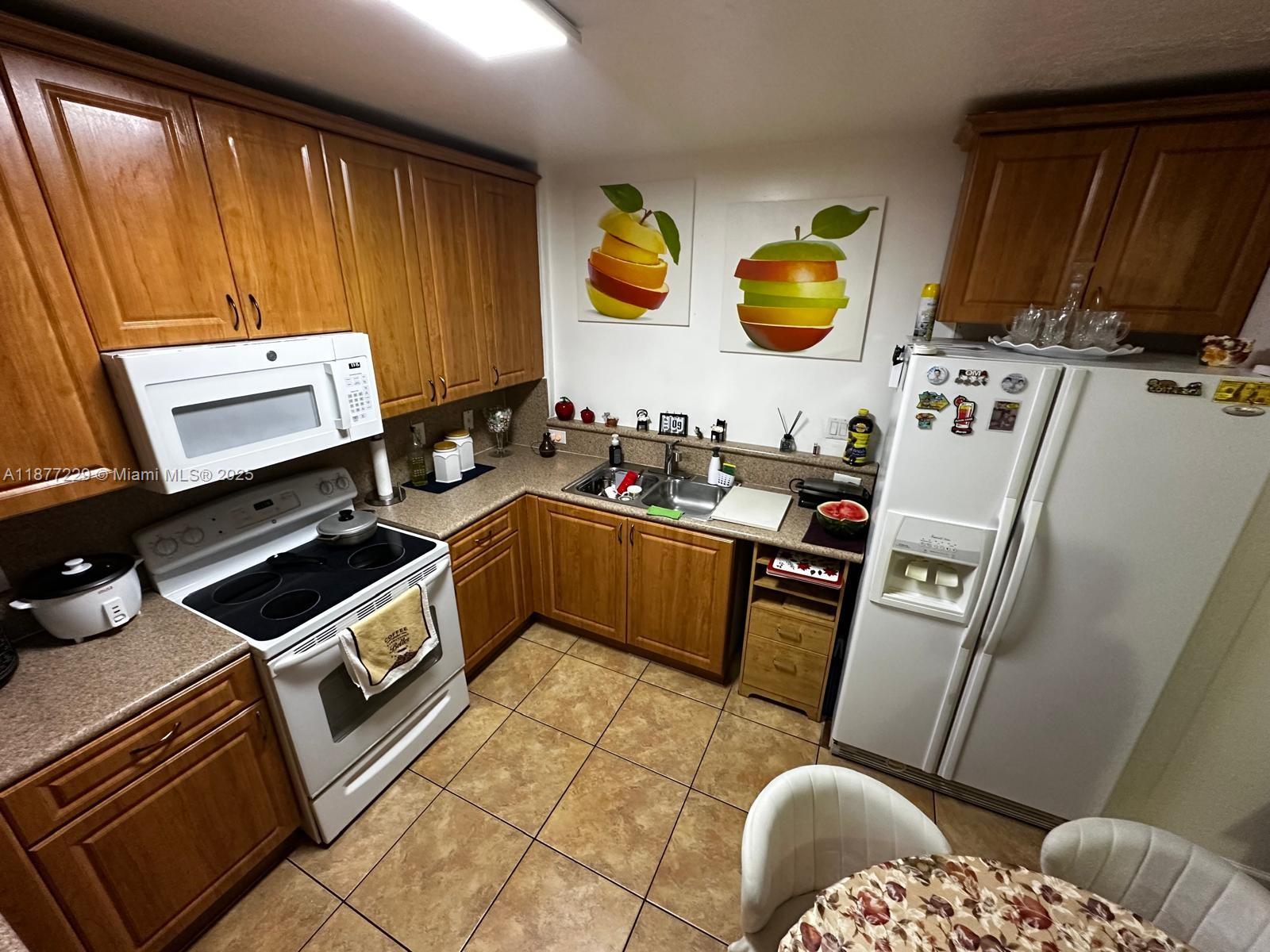 SHOMA HOMES SPLENDIDO CON - Residential