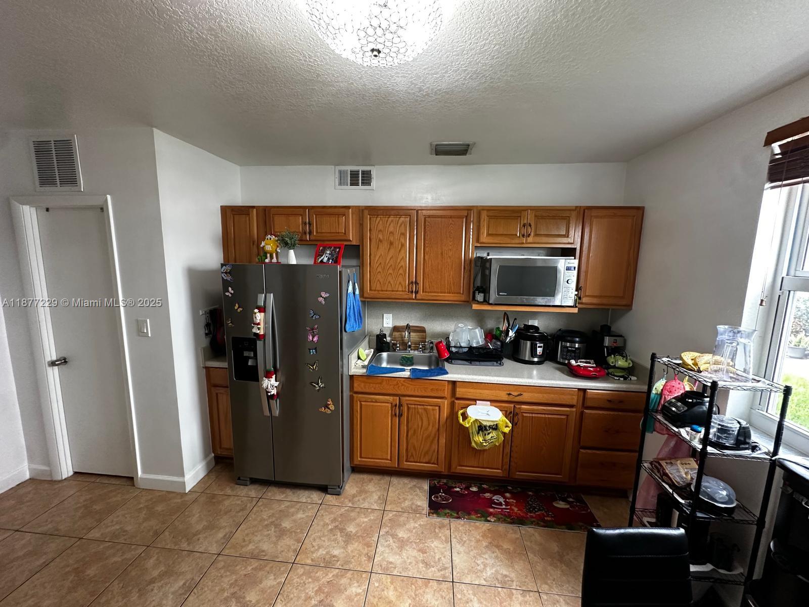 SHOMA HOMES SPLENDIDO CON - Residential