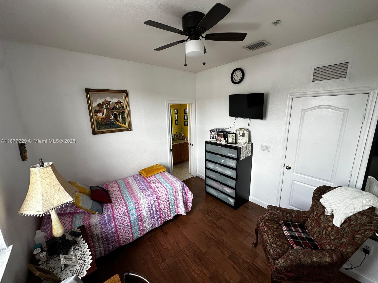 SHOMA HOMES SPLENDIDO CON - Residential