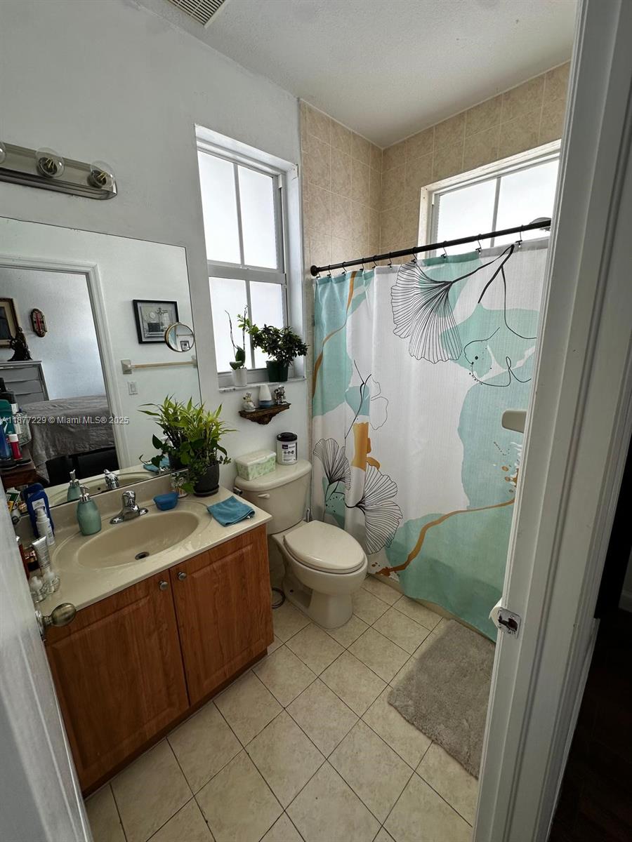 SHOMA HOMES SPLENDIDO CON - Residential