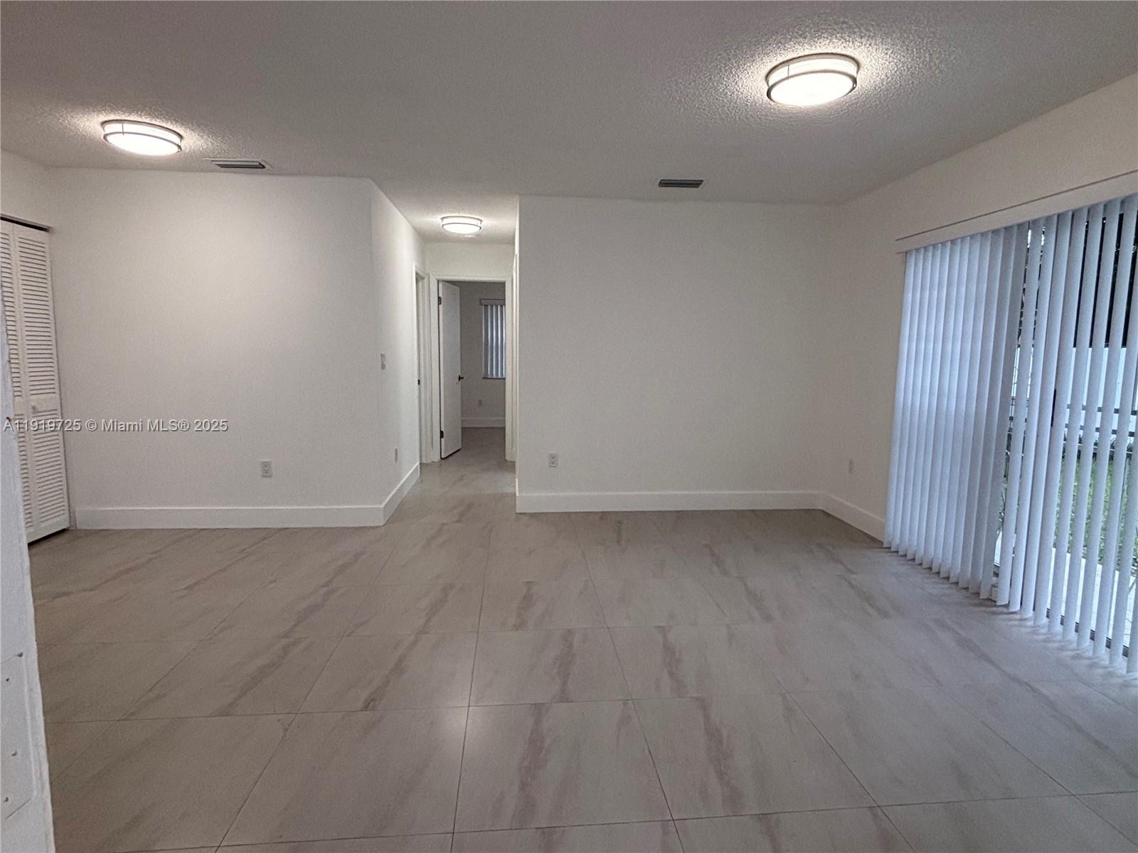 DAVIS CITRUS FARMS - Residential Lease