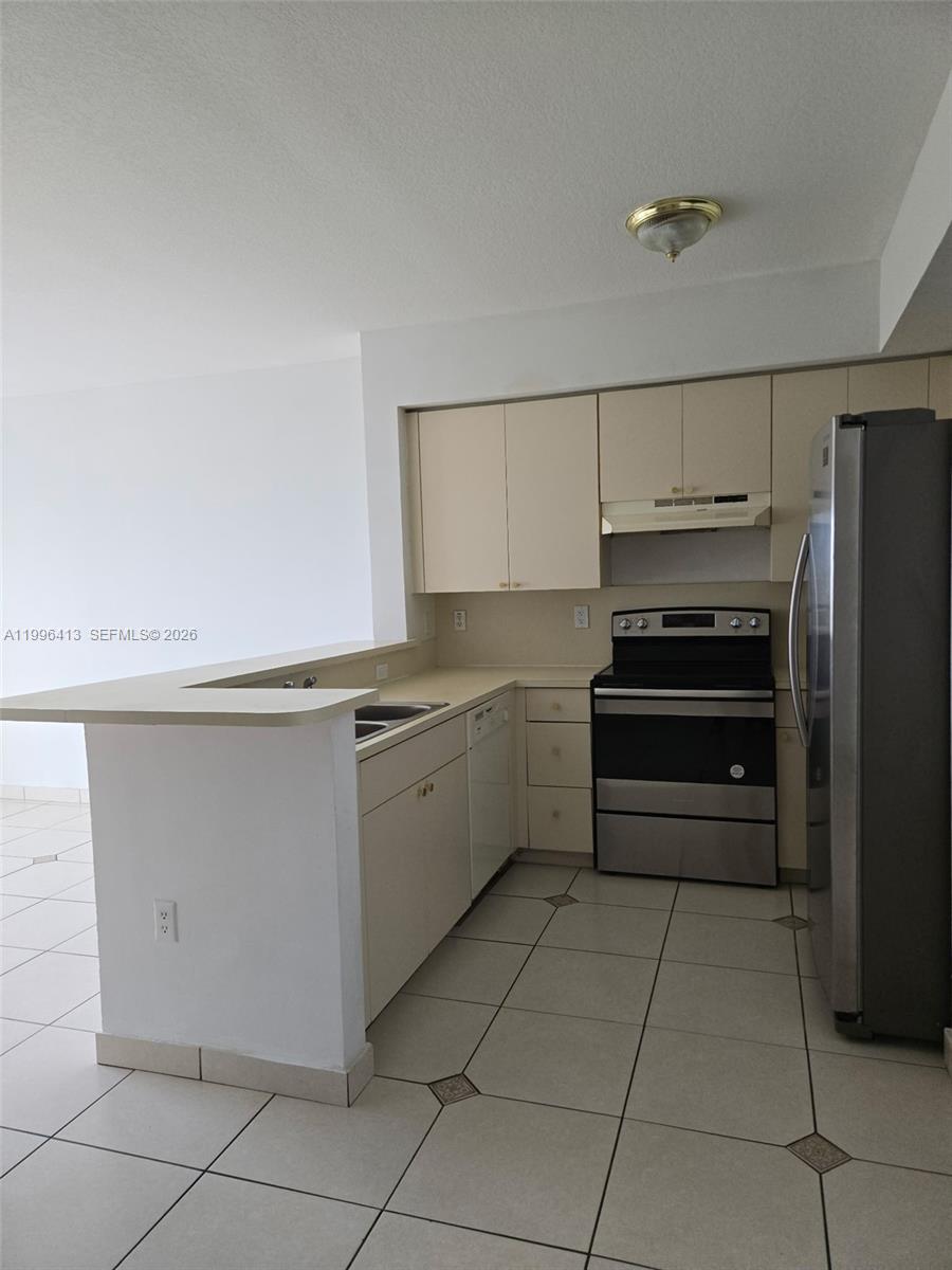 PARADISE POINTE CONDO - Residential