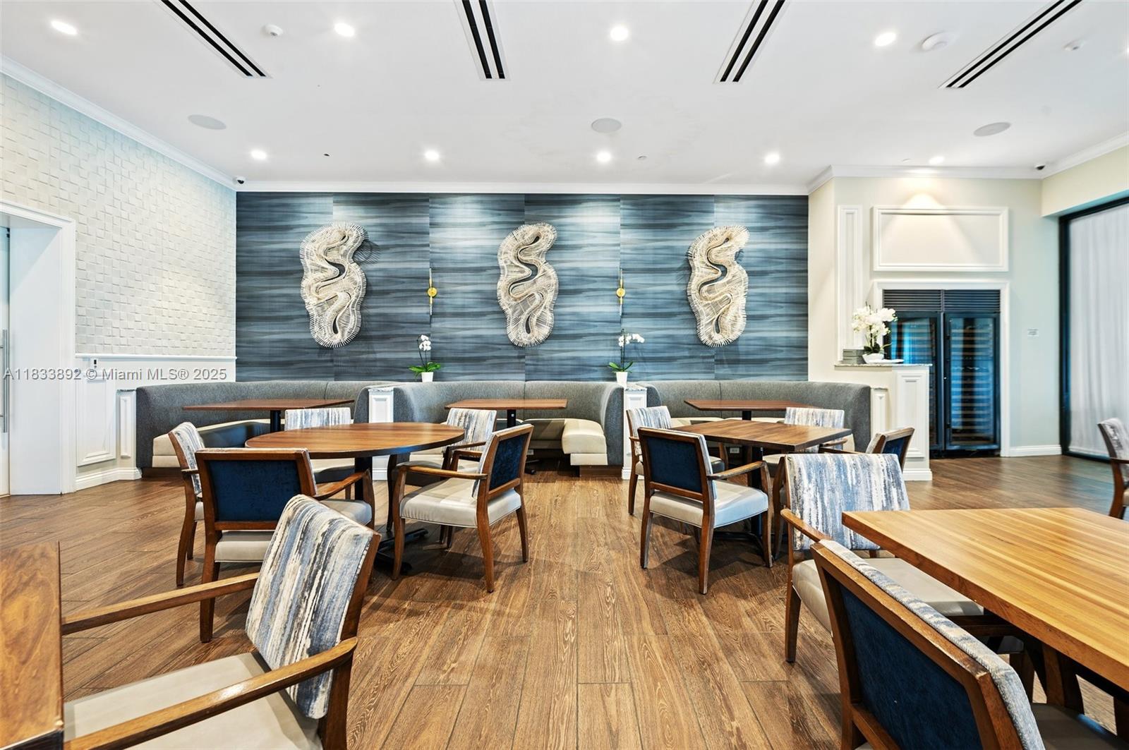 DEERING BAY CONDO II - Residential