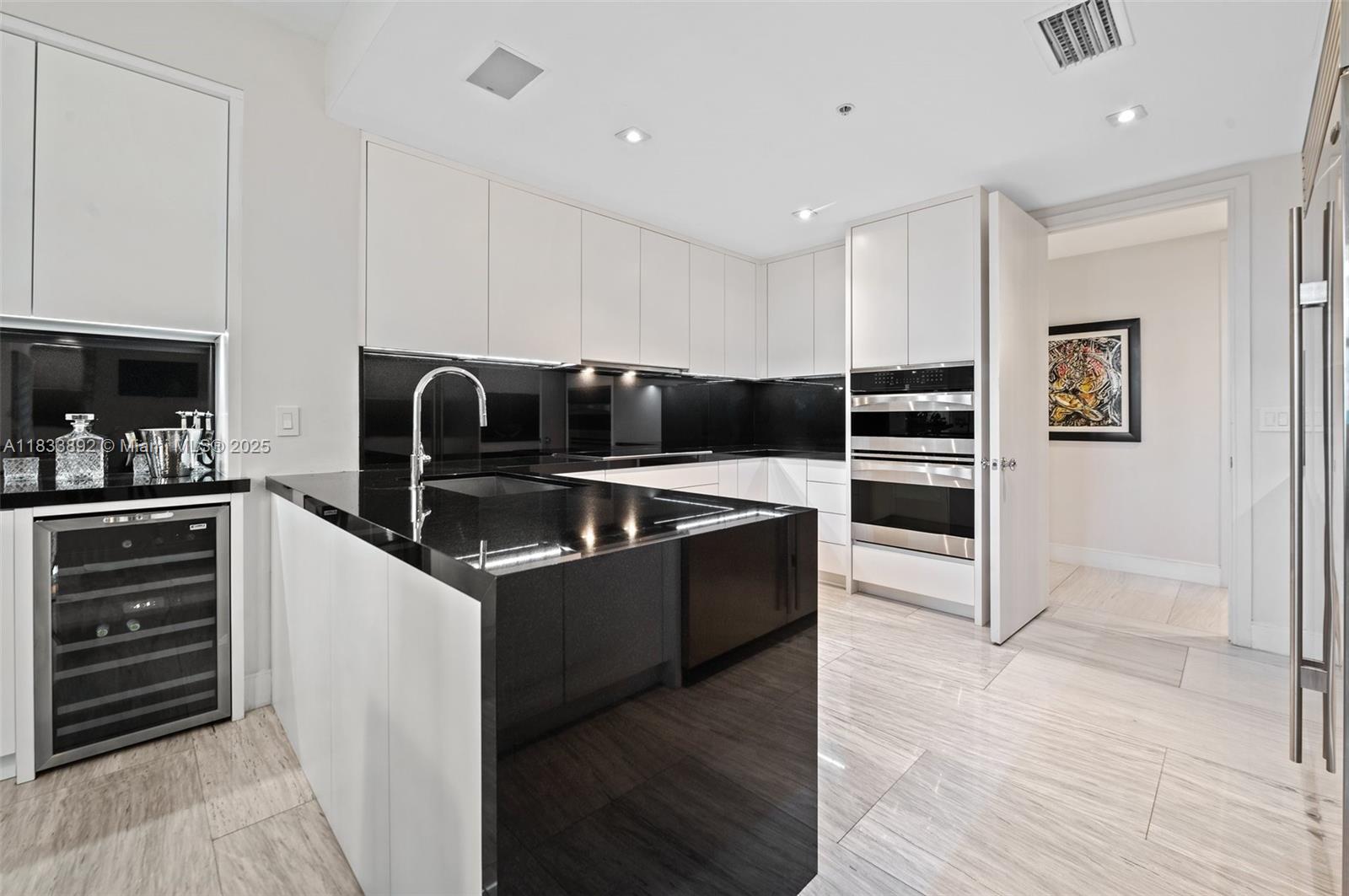 DEERING BAY CONDO II - Residential